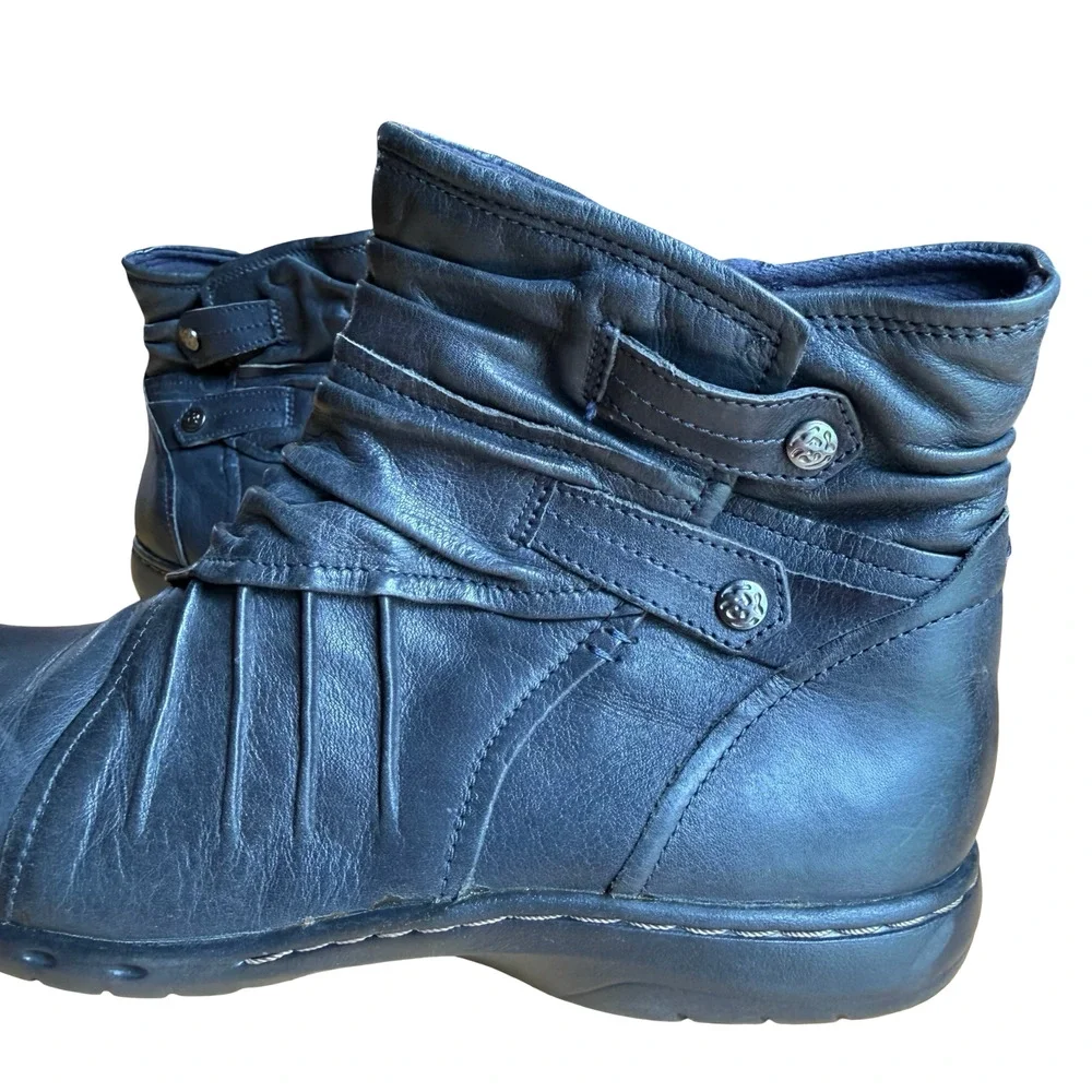 Cobb Hill New Balance Pandora Leather Ankle Boots Booties Navy Side Zip sz 8 W